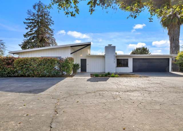 Property at 5272 N Fruit Ave, Fresno, CA 93711, 2 beds, 2 baths