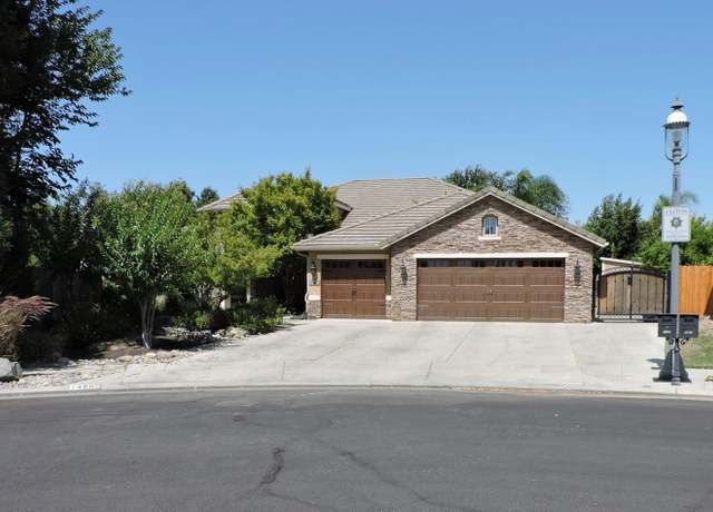 Property at 1499 N Rogers Ave, Clovis, CA 93619, 4 beds, 2.25 baths