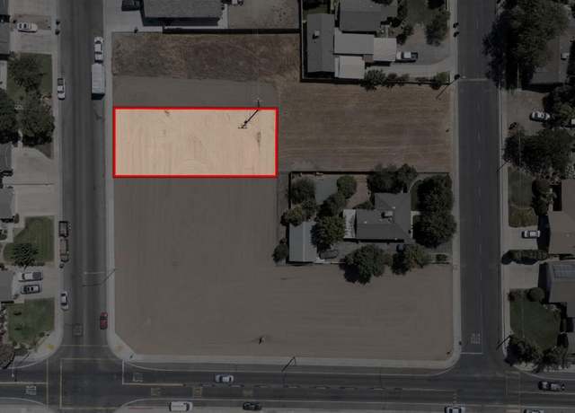 Property at 815 N Hayes Ave, Dinuba, CA 93618