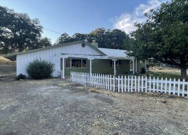Property at 4797 Mark Lee Rd, Mariposa, CA 95338, 3 beds, 2 baths