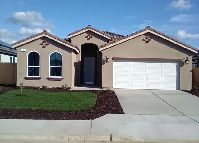 Property at 790 Shasta St, Madera, CA 93638, 4 beds, 2 baths