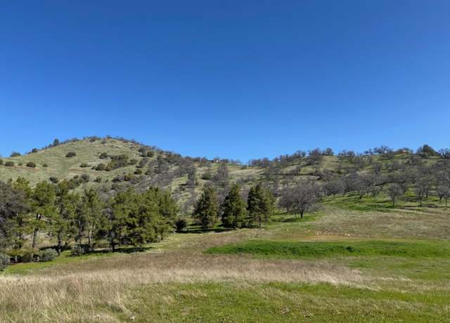 Property at 33116 Rancho De La Fruta Ln, Coarsegold, CA 93614