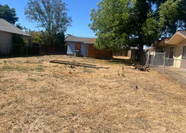 Property at 792 E Duff Ave, Reedley, CA 93654