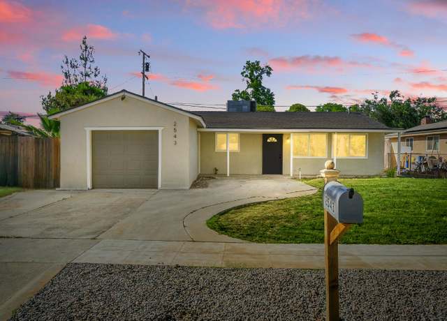 Property at 2543 E Ashcroft Ave, Fresno, CA 93726, 5 beds, 2 baths