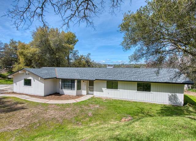 Property at 42741 Revis Way, Coarsegold, CA 93614, 3 beds, 2 baths