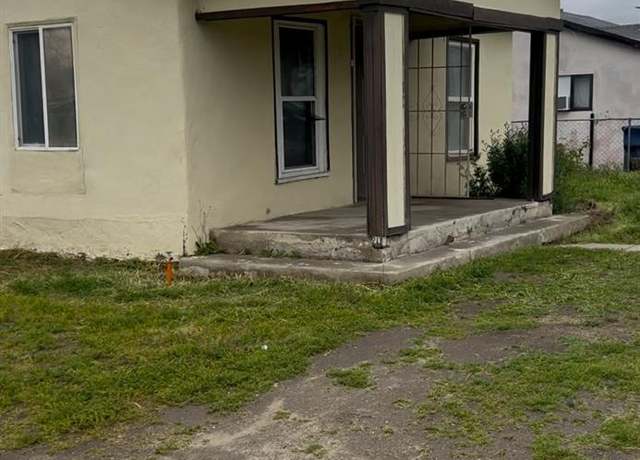 Property at 308 Santa Cruz St, Madera, CA 93637, 2 beds, 1 bath