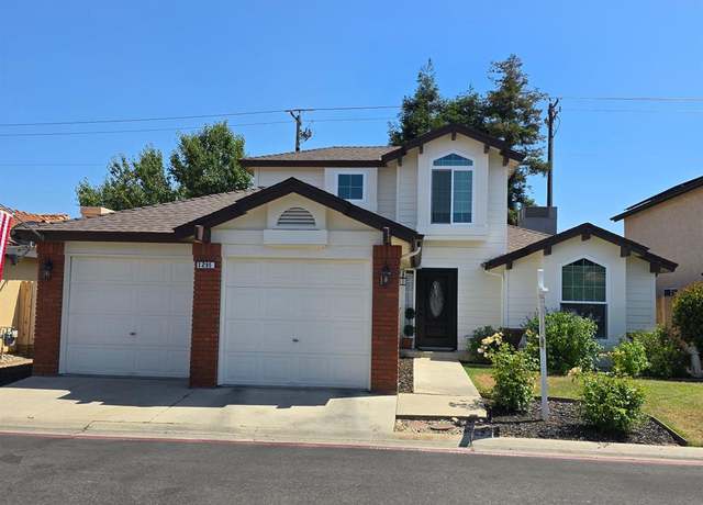 Property at 1295 E Athens Ave, Fresno, CA 93720, 3 beds, 1.75 baths