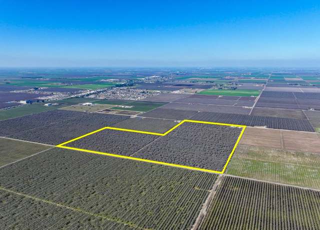 Property at 3063 E Sierra Ave, Pixley, CA 93256