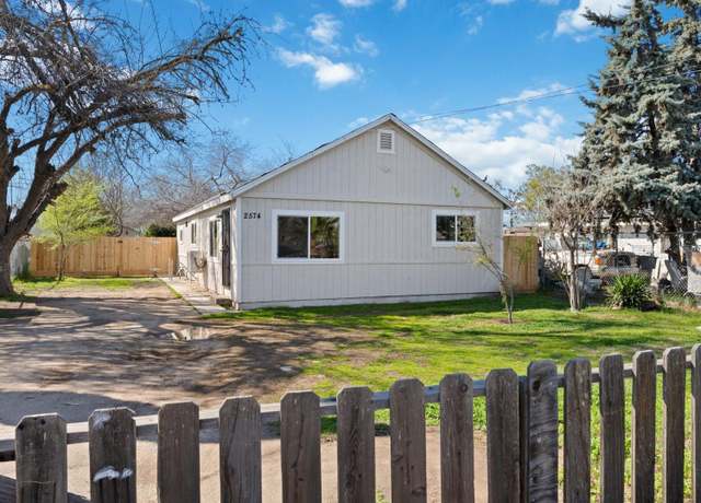 Property at 2574 S Rowell Ave, Fresno, CA 93725, 2 beds, 1 bath