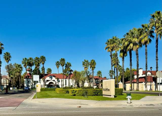Property at 8153 N Cedar Ave #127, Fresno, CA 93720, 2 beds, 2 baths