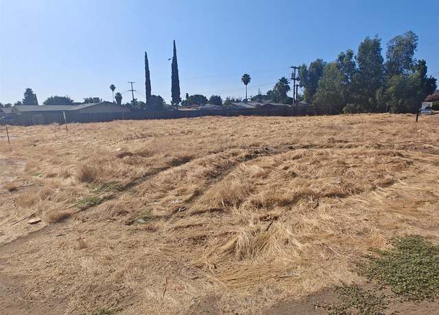 Property at 155 S Willow Ave, Fresno, CA 93727