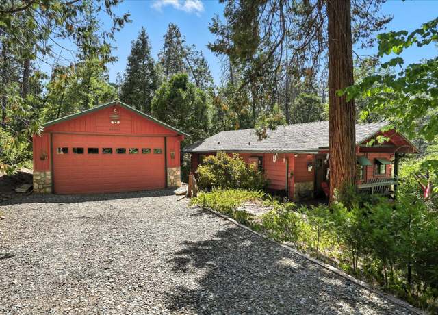 Property at 44842 Mountain Meadow Rd, Oakhurst, CA 93644, 2 beds, 1.5 baths