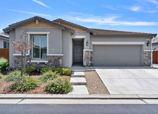 Property at 3822 Hannah Ln, Clovis, CA 93619, 3 beds, 2.25 baths