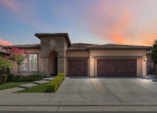 Property at 6123 E Providence Ave, Fresno, CA 93727, 4 beds, 3 baths