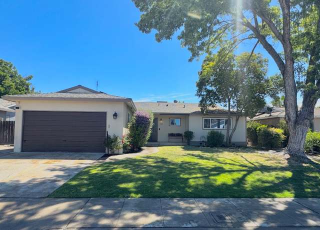Property at 1715 Fordham St, Clovis, CA 93611, 3 beds, 2 baths