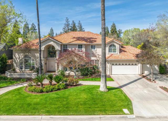 Property at 10167 N Ponderosa Dr, Fresno, CA 93720, 5 beds, 3 baths