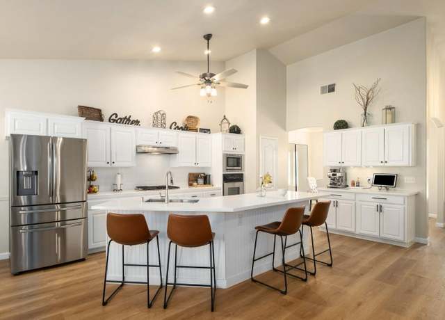 Property at 10223 N Price Ave, Fresno, CA 93730, 4 beds, 2 baths