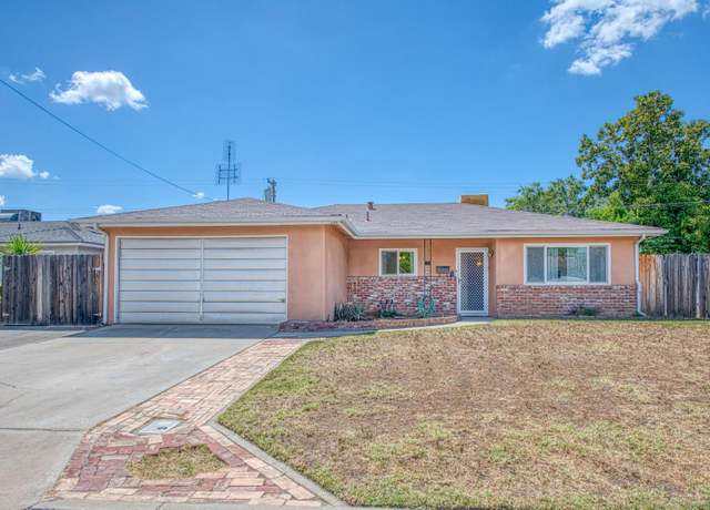 Property at 148 Russell Ave, Clovis, CA 93612, 3 beds, 2 baths