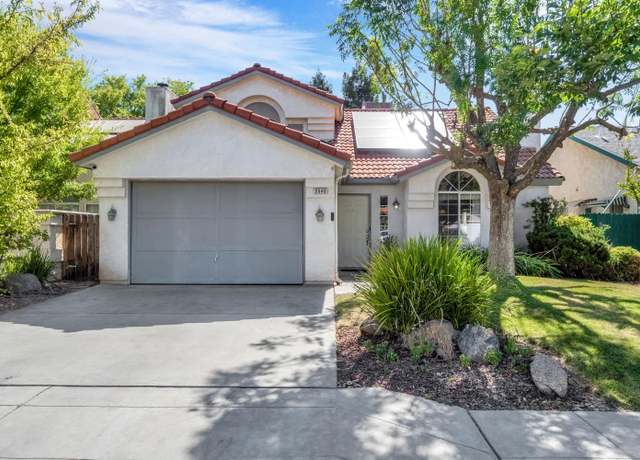 Property at 9540 N 10th St, Fresno, CA 93720, 3 beds, 2 baths