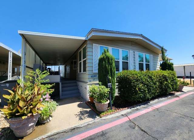 Property at 105 W Herndon Ave Unit Sp 33, Pinedale, CA 93650, 2 beds, 2 baths
