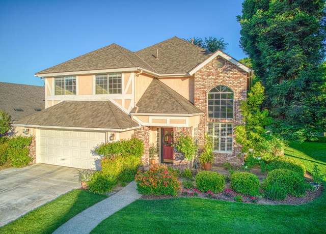 Property at 2895 W Kensington Ln, Fresno, CA 93711, 3 beds, 2.75 baths