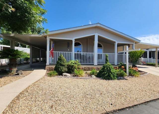Property at 1300 W Olson Ave Unit SP 82, Reedley, CA 93654, 2 beds, 2 baths