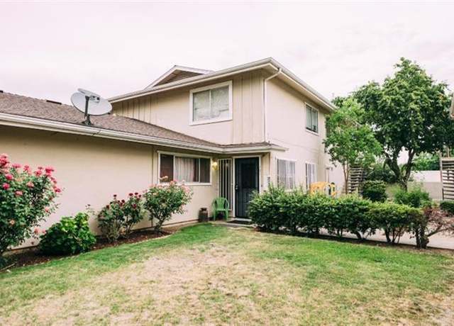 Property at 4936 N Holt Ave #101, Fresno, CA 93705, 2 beds, 1 bath