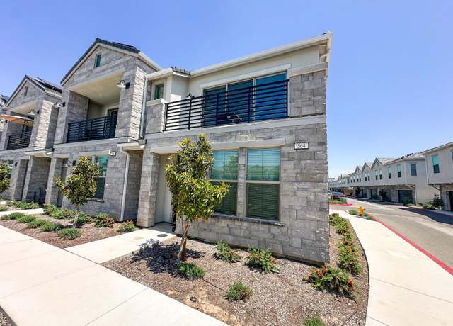 Property at 564 N Chapel Hill Ln, Fresno, CA 93611, 2 beds, 2 baths