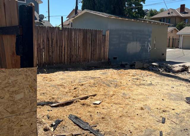 Property at 1119 E Voorman Ave, Fresno, CA 93701
