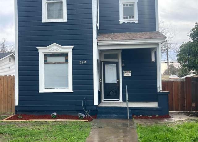 Property at 220 S K, Madera, CA 93637, 3 beds, 2 baths