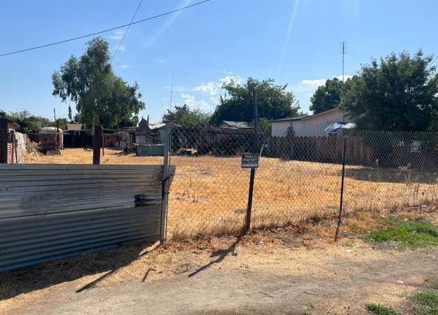 Property at 311 Stadium Rd, Madera, CA 93637