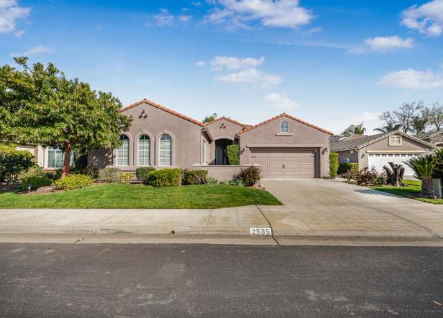 Property at 2565 Powers Ave, Clovis, CA 93619, 4 beds, 2 baths