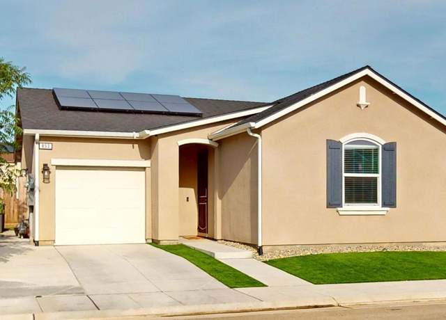 Property at 853 Corazon Ave, Clovis, CA 93619, 2 beds, 2 baths