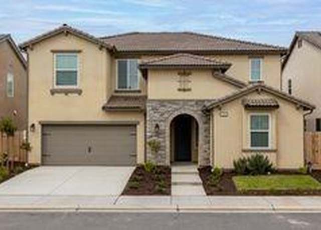 Property at 1187 Deerhorn Dr W, Madera, CA 93636, 4 beds, 3 baths