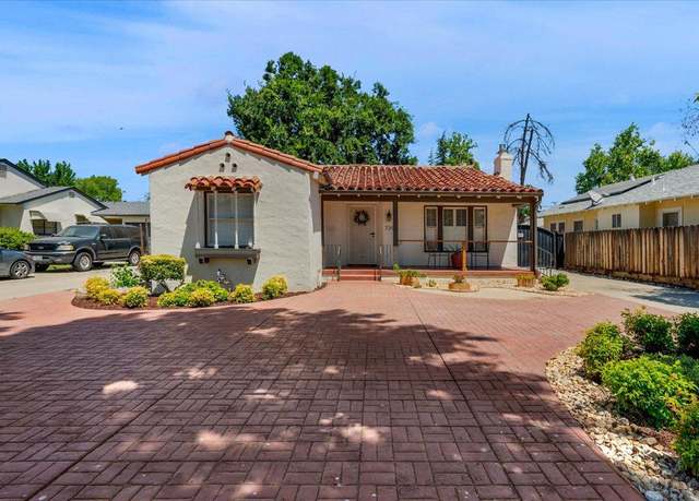 Property at 739 E Harvard Ave, Fresno, CA 93704, 2 beds, 2 baths