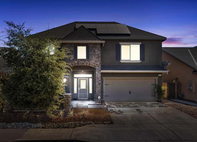 Property at 3342 N Carriage Ave, Fresno, CA 93727, 4 beds, 3.25 baths