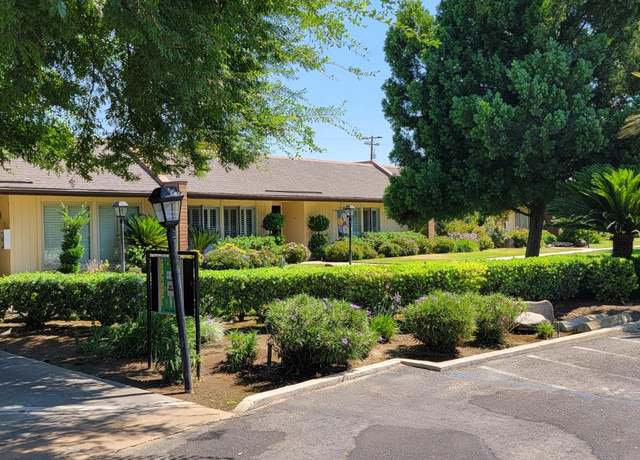 Property at 945 S Clovis Ave Unit H, Fresno, CA 93727, 3 beds, 1.75 baths
