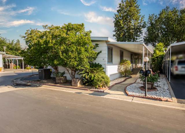 Property at 2706 W Ashlan Ave #97, Fresno, CA 93705, 2 beds, 2 baths