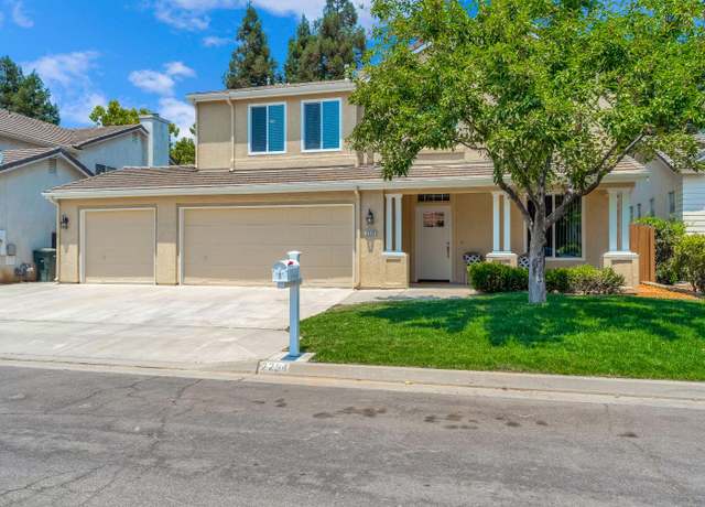 Property at 2234 E Serena Ave, Fresno, CA 93720, 4 beds, 3 baths