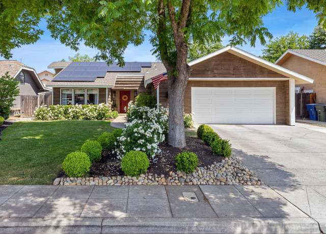 Property at 1447 Morris Ave, Clovis, CA 93611, 3 beds, 2 baths