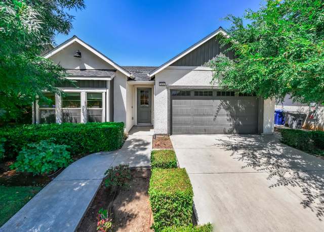 Property at 2456 Junipero Ave, Clovis, CA 93619, 3 beds, 1.75 baths