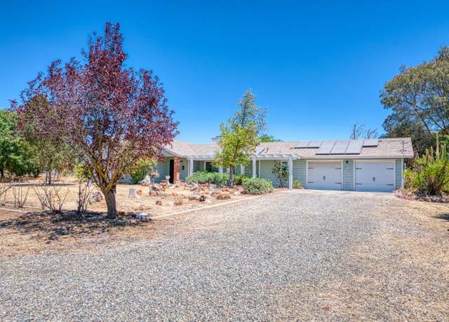 Property at 16065 Road 37, Madera, CA 93636, 4 beds, 2 baths