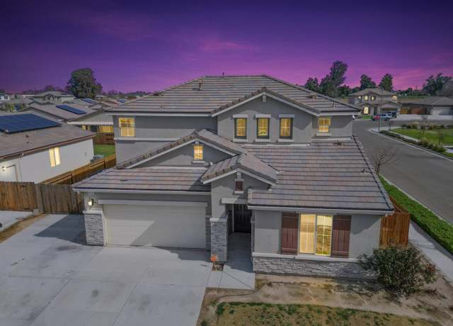 Property at 598 Melbourne Way, Lemoore, CA 93245, 3 beds, 3 baths