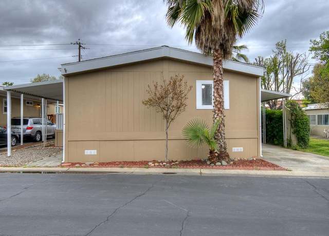 Property at 336 E Alluvial Ave #67, Fresno, CA 93720, 3 beds, 2 baths