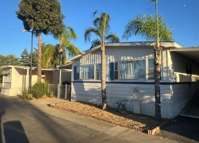 Property at 7676 N Fresno St Unit SP 20, Fresno, CA 93720, 2 beds, 2 baths