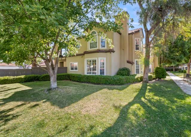 Property at 8147 N Cedar #116, Fresno, CA 93720, 3 beds, 2 baths