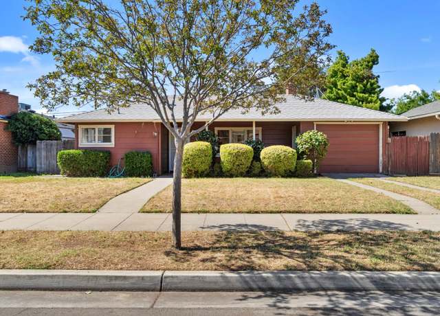 Property at 2626 E Princeton Ave, Fresno, CA 93703, 2 beds, 1 bath
