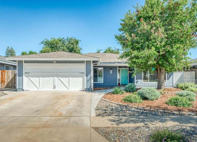 Property at 239 E Portland Ave, Fresno, CA 93720, 4 beds, 2 baths