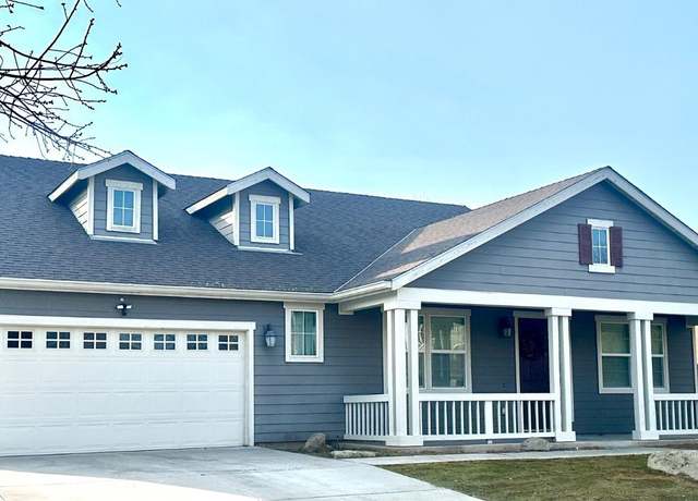 Property at 2165 N Sunny Ln, Reedley, CA 93654, 4 beds, 2.25 baths