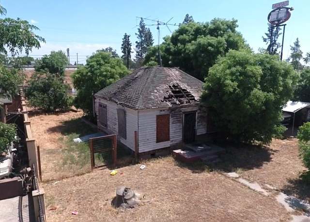 Property at 1928 Bauder St, Selma, CA 93662, 1 bed, 1 bath
